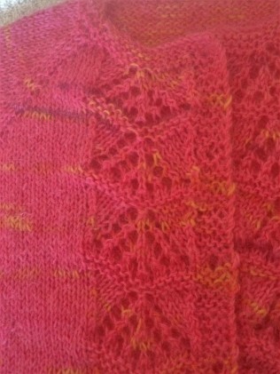 pink-sweater-trav-2